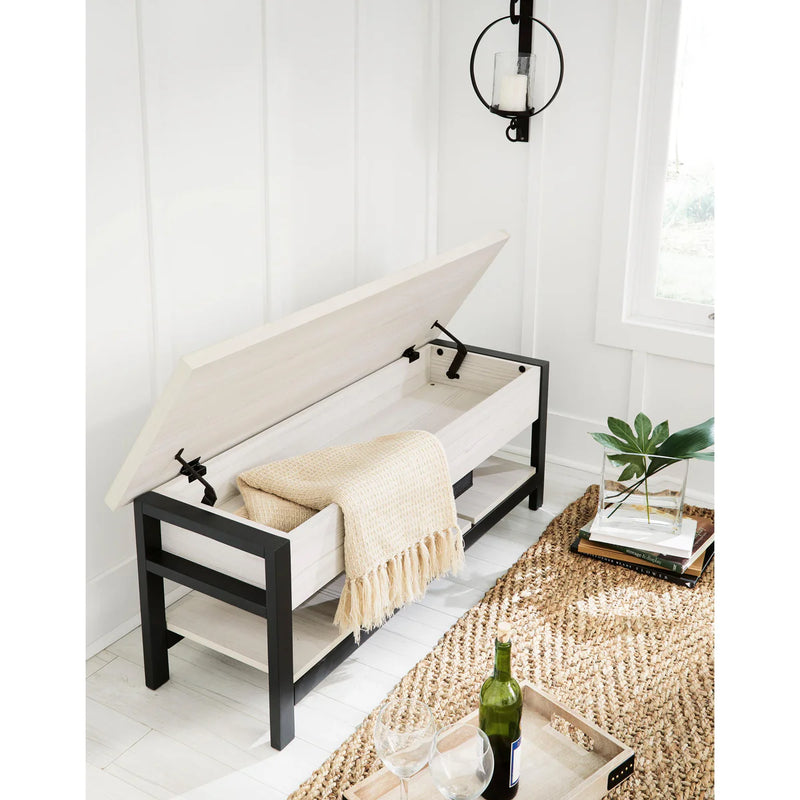 ASHLEY Rhyson Storage Bench