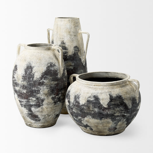 Mercana Boscia 22H Double Ear Floor Vase