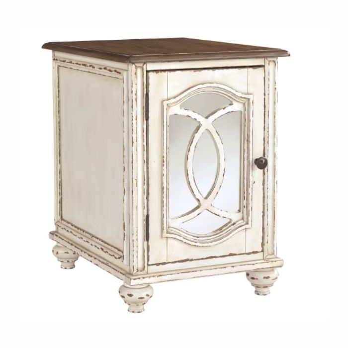 ASHLEY Realyn End Table