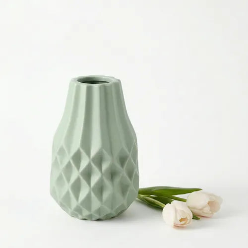 Pina Ceramic Vase Matte Green 7.5