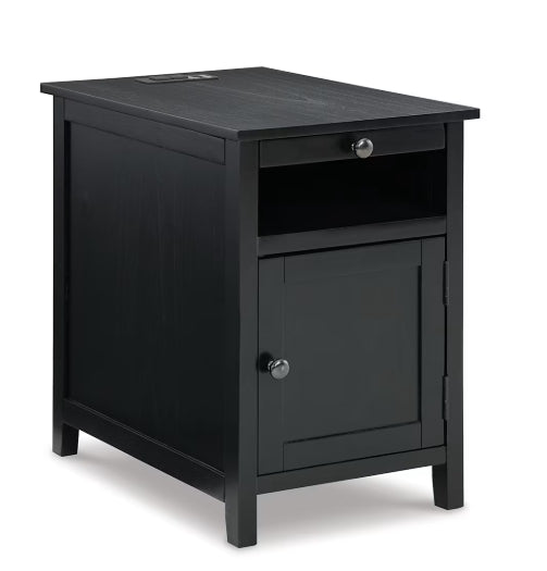 Ashley Furniture Treytown End Table / Black