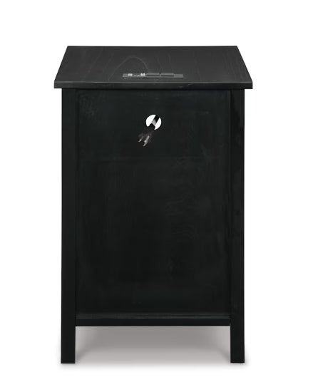 Ashley Furniture Treytown End Table / Black