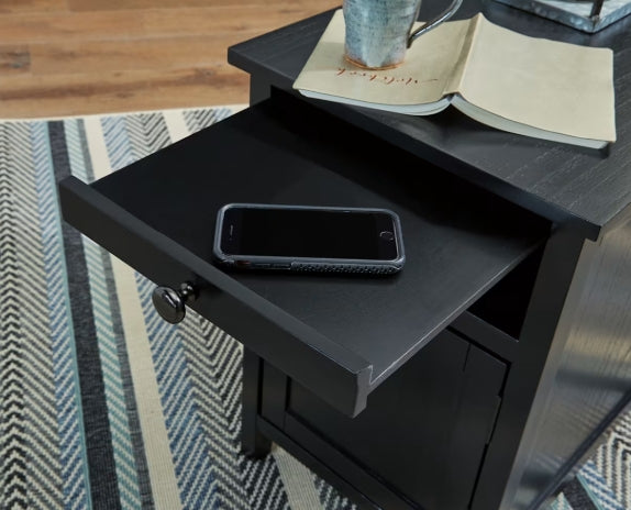 Ashley Furniture Treytown End Table / Black
