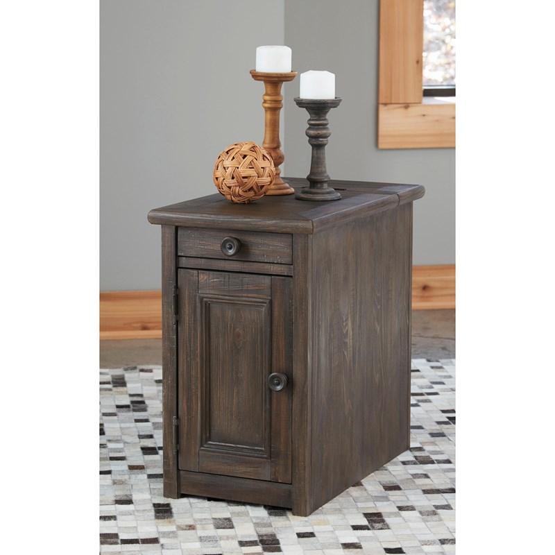 Ashley Furniture Wyndahl Chairside End Table