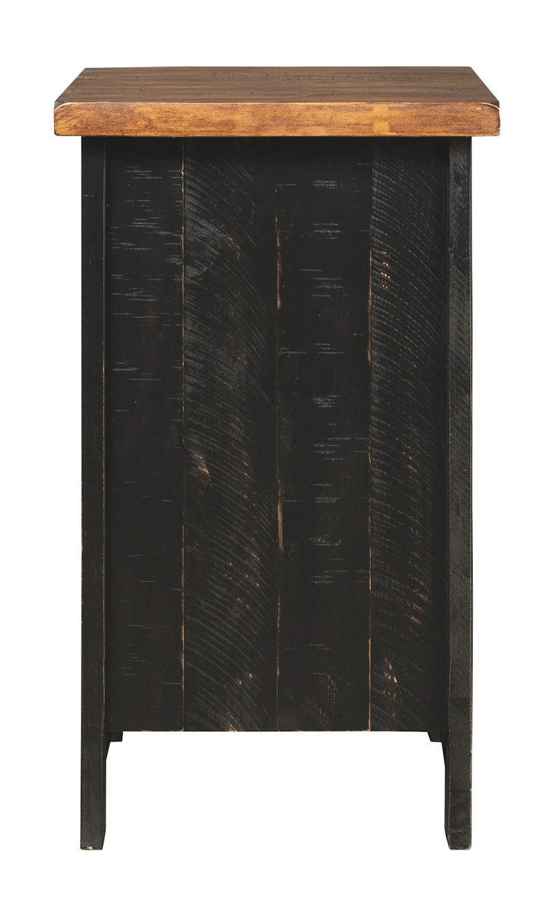 Ashley Furniture Valebeck Chairside End Table