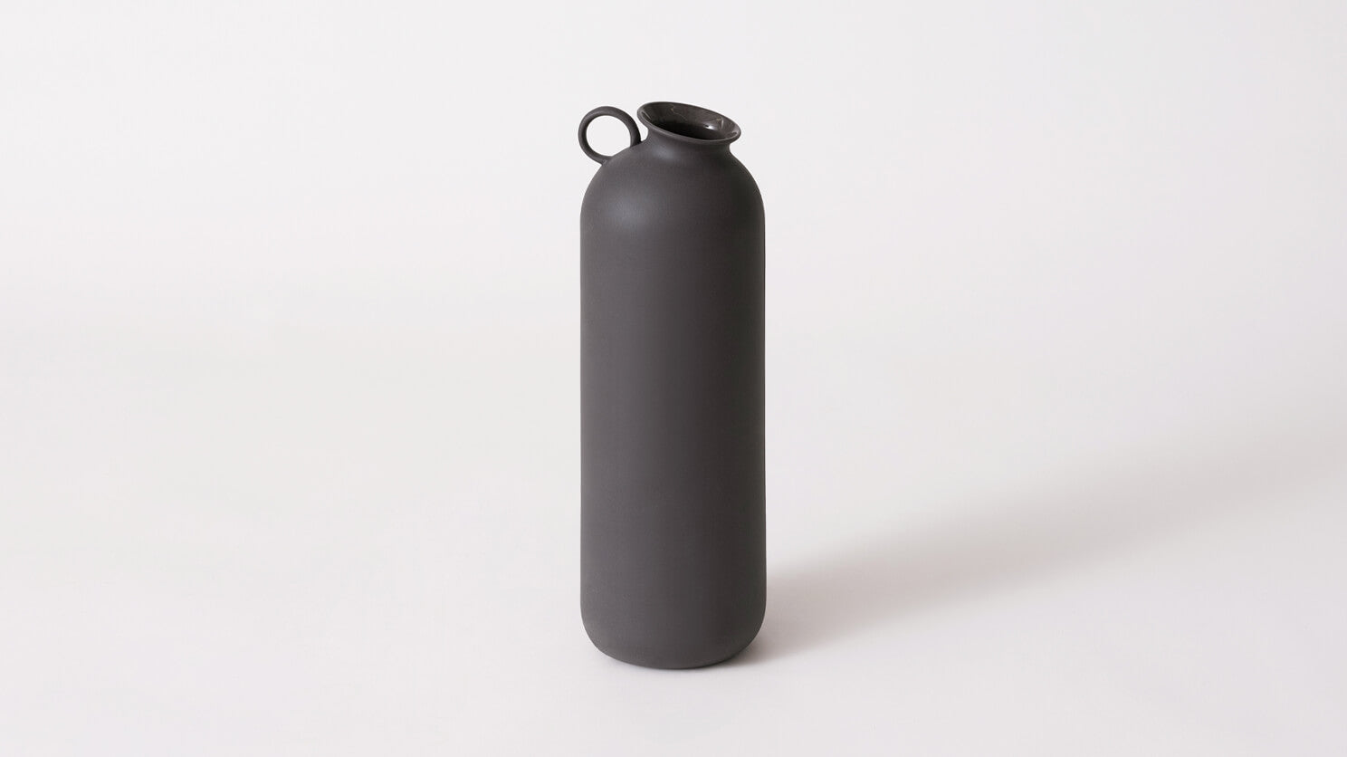 EQ3 GROWLER VASE DARK GREY
