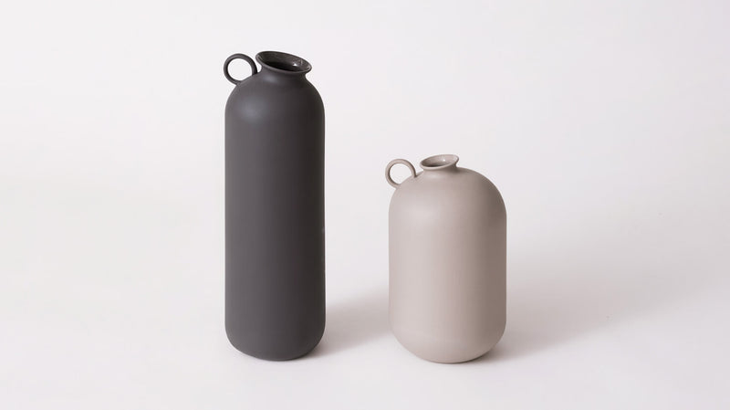 EQ3 GROWLER VASE DARK GREY