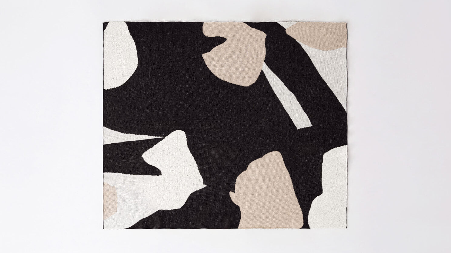 EQ3 Throw - Thumbnail 4