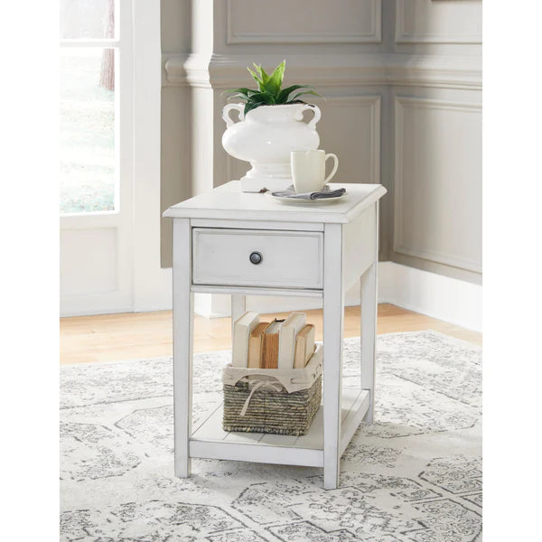 Ashley Furniture - Kanwyn Rectangle End Table