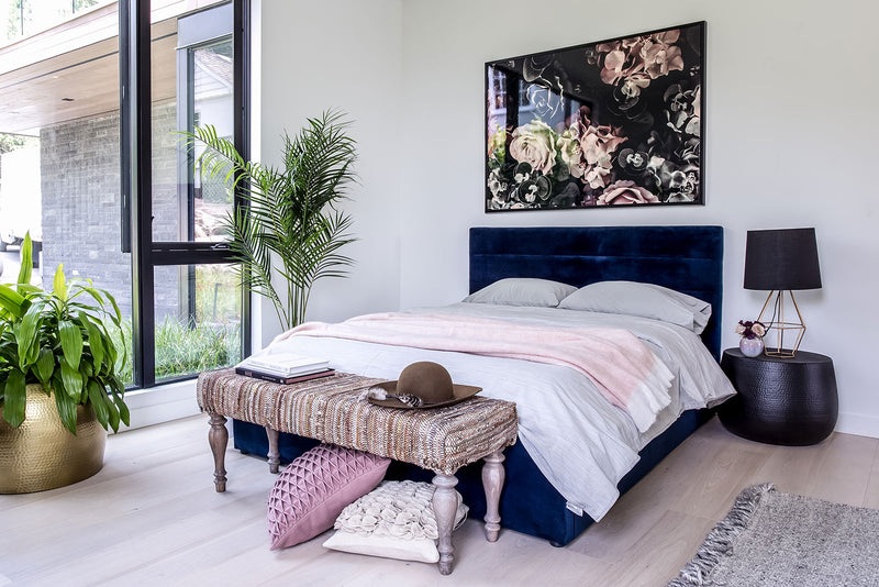 Style in Form Locum Table Lamp